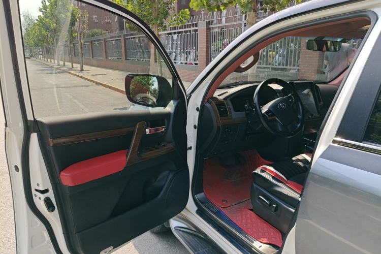Used Toyota Land Cruiser  Driver Seat