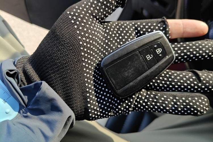 Used Toyota Land Cruiser  Vehicle Key
