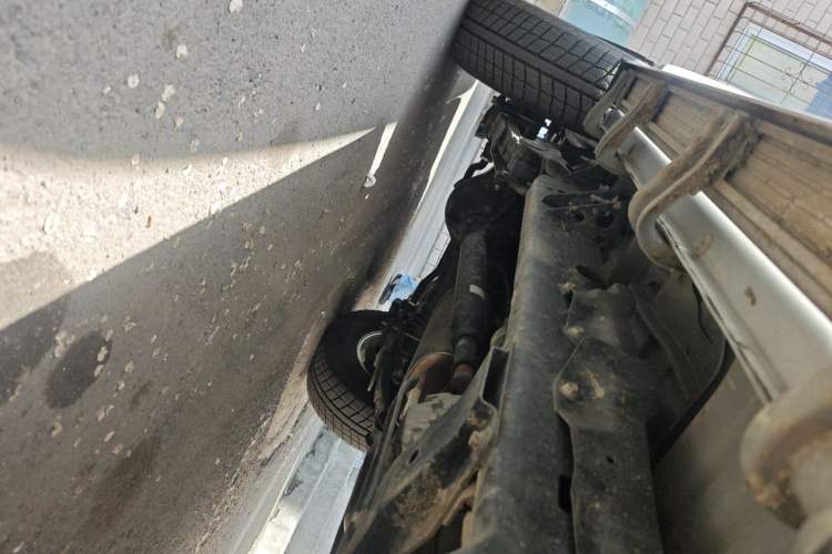 Used Toyota Land Cruiser  Chassis Front Right