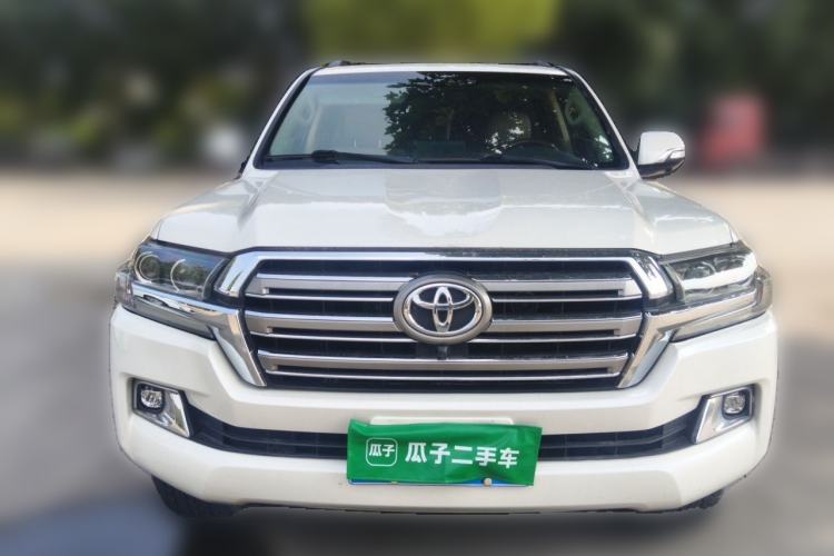 Used Toyota Land Cruiser  Front