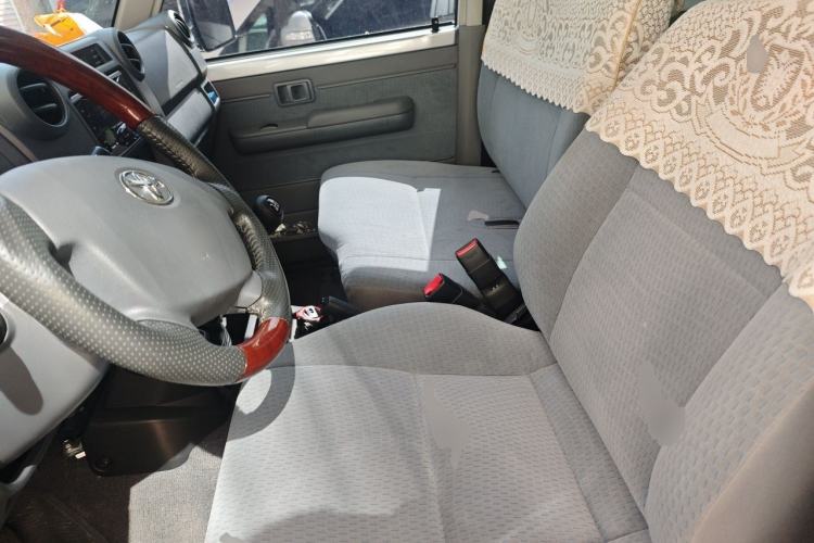 Used Toyota Land Cruiser  Left Front Seat