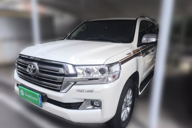 Used Toyota Land Cruiser Toyota Land Cruiser 4.0 Gasoline 7-Seater Trailer Hitch Middle East Version