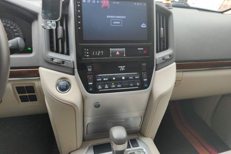 Used Toyota Land Cruiser  Audio And AC Panel