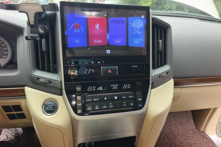 Used Toyota Land Cruiser  Audio And AC Panel