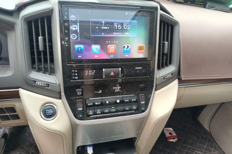 Used Toyota Land Cruiser 2017 4.0L Automatic Parallel Import Audio And AC Panel