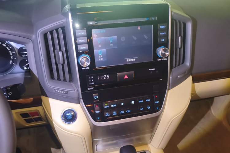 Used Toyota Land Cruiser  Audio And AC Panel