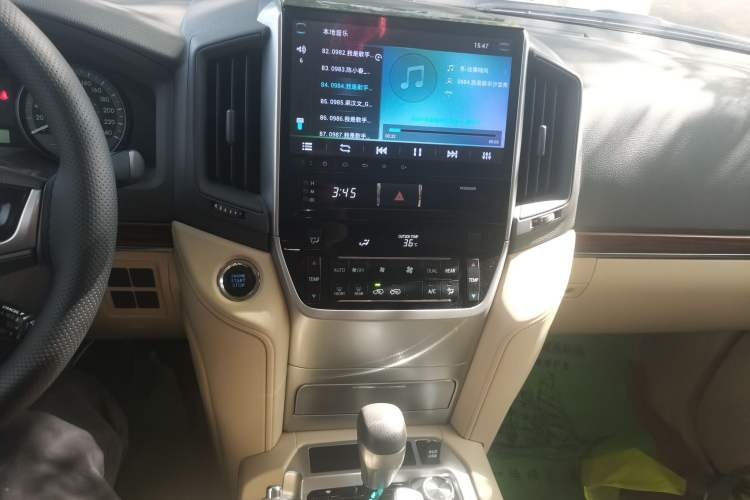Used Toyota Land Cruiser  Audio And AC Panel