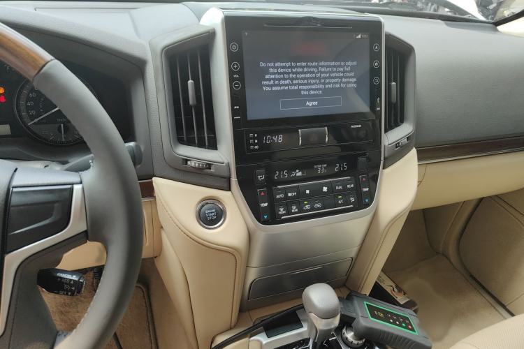 Used Toyota Land Cruiser 2017 4.0L Automatic Parallel Import Audio And AC Panel