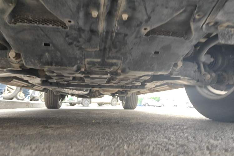 Used Toyota Land Cruiser 2017 4.0 GX-R Dual Fuel Dual Differential – Middle East Chassis Front