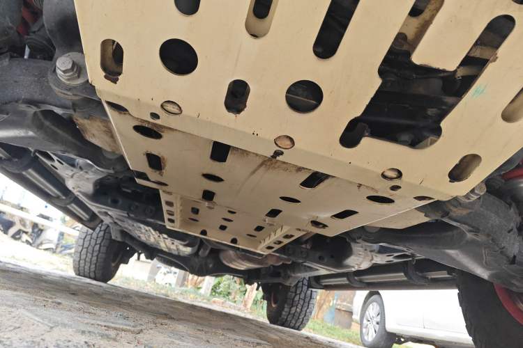 Used Toyota Land Cruiser 2017 5700 Middle East Edition Chassis Front
