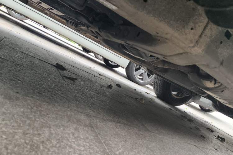 Used Toyota Land Cruiser  Chassis Front Left