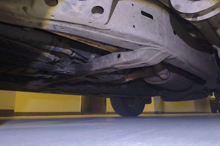 Used Toyota Land Cruiser  Chassis Front Left