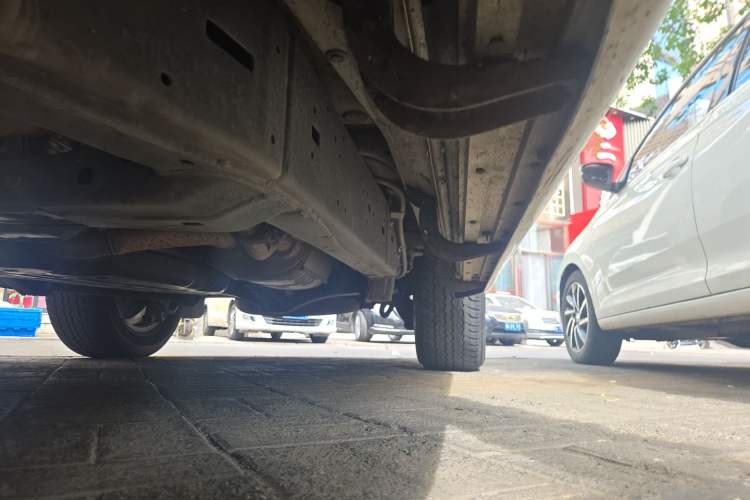 Used Toyota Land Cruiser  Chassis Front Left