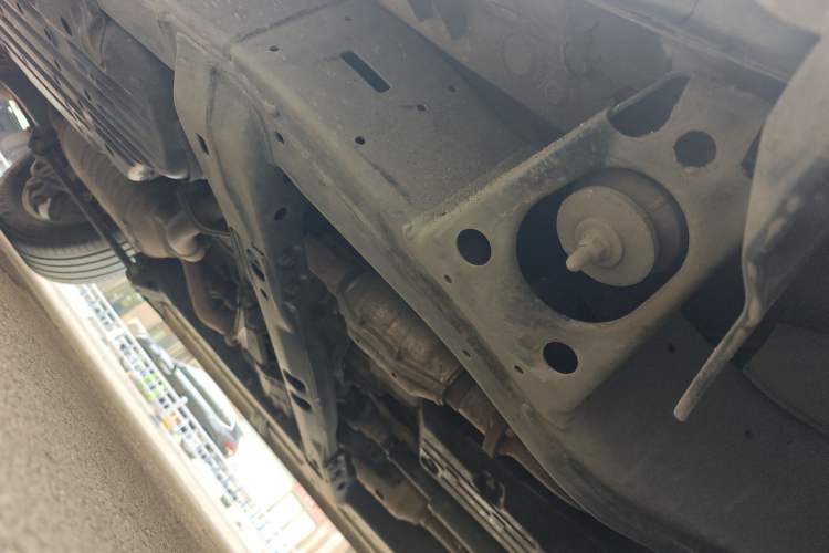 Used Toyota Land Cruiser  Chassis Front Right