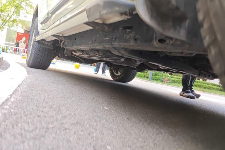 Used Toyota Land Cruiser  Chassis Front Right