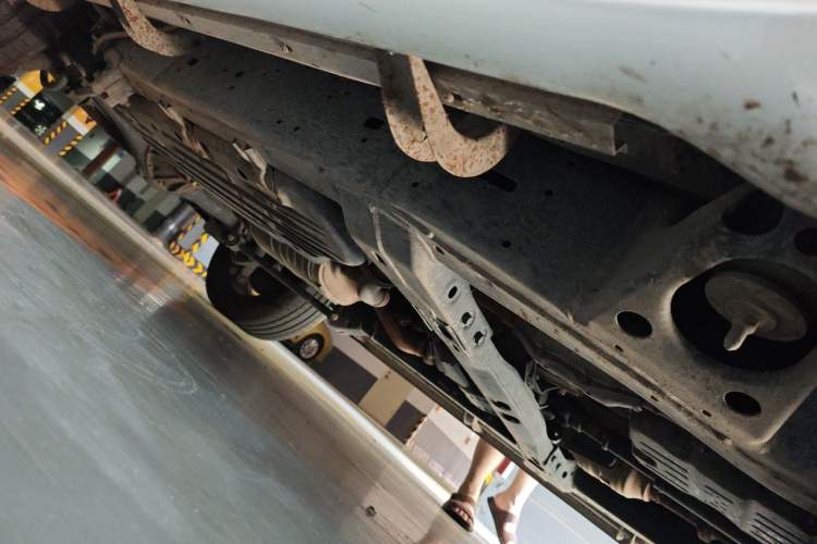 Used Toyota Land Cruiser  Chassis Front Right
