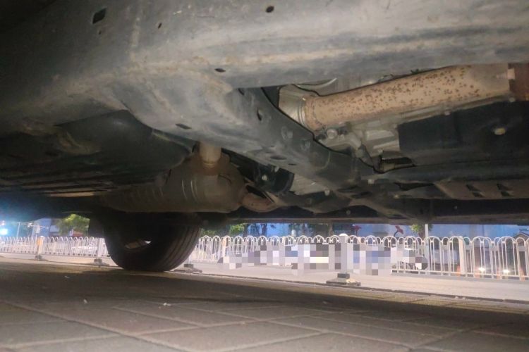 Used Toyota Land Cruiser  Chassis Front Right