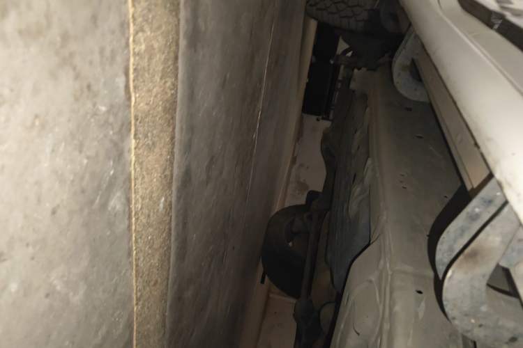 Used Toyota Land Cruiser  Chassis Front Right