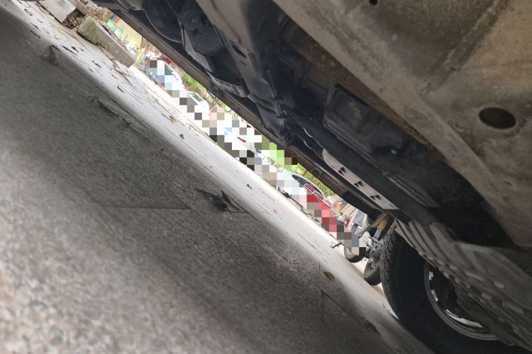 Used Toyota Land Cruiser  Chassis Front Right