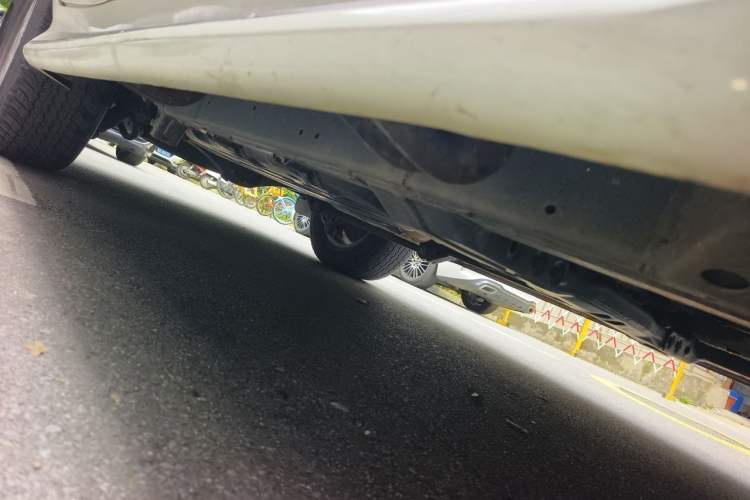 Used Toyota Land Cruiser  Chassis Front Right