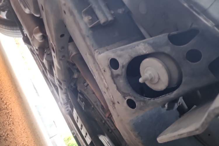 Used Toyota Land Cruiser  Chassis Front Right