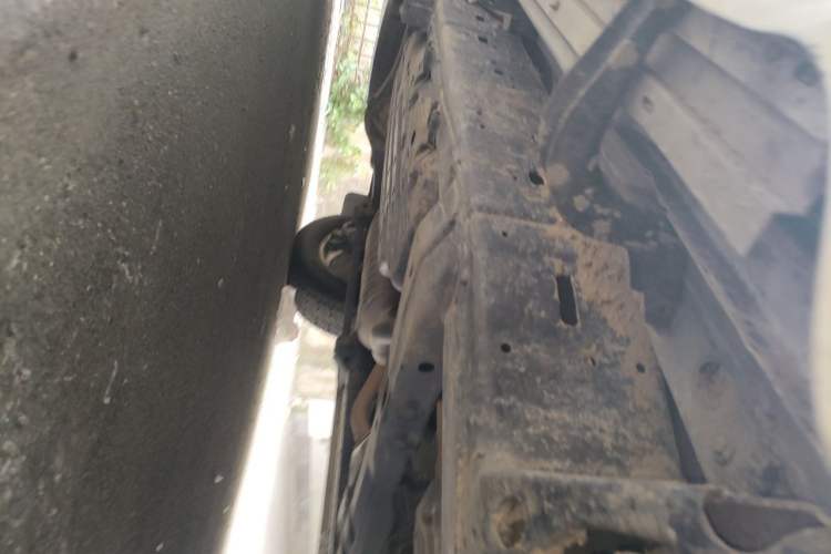 Used Toyota Land Cruiser  Chassis Front Right