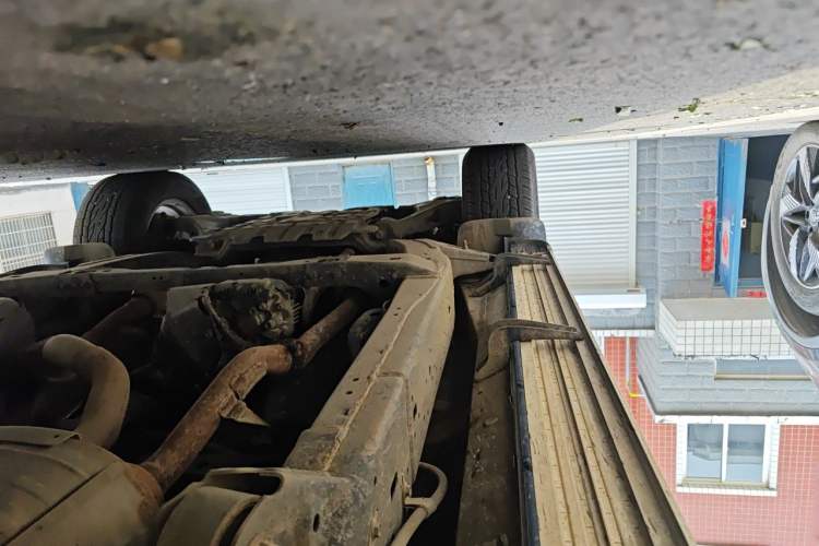 Used Toyota Land Cruiser  Chassis Rear Left