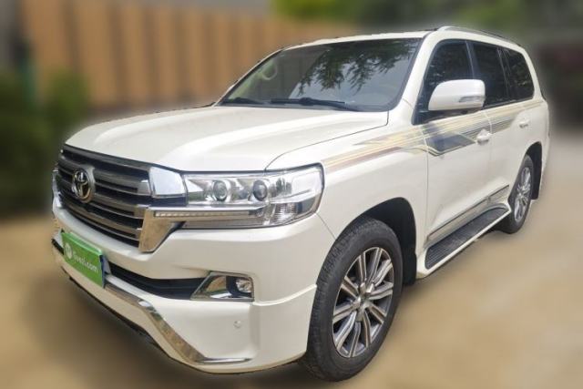 Used Toyota Land Cruiser 2017 4.0L Automatic Parallel Import