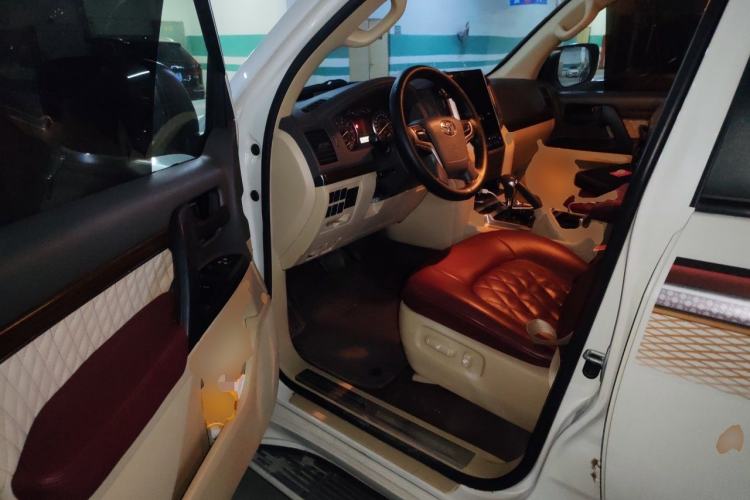 Used Toyota Land Cruiser  Driver Seat