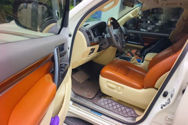 Used Toyota Land Cruiser  Driver Seat