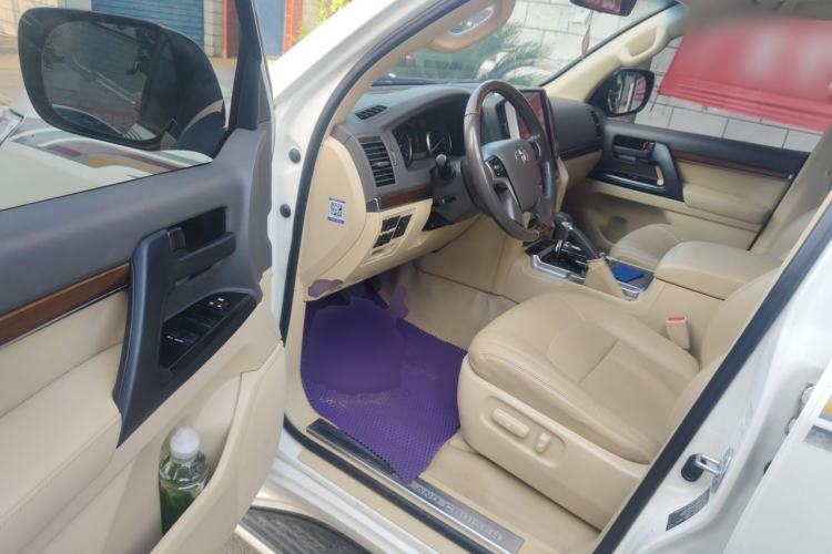 Used Toyota Land Cruiser  Driver Seat
