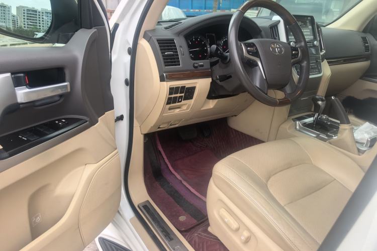 Used Toyota Land Cruiser  Driver Seat