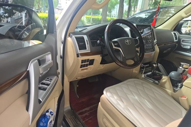 Used Toyota Land Cruiser  Driver Seat