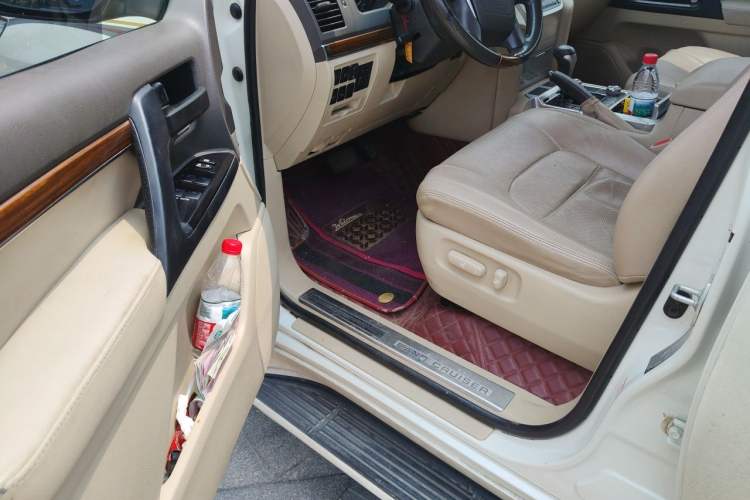 Used Toyota Land Cruiser  Driver Seat