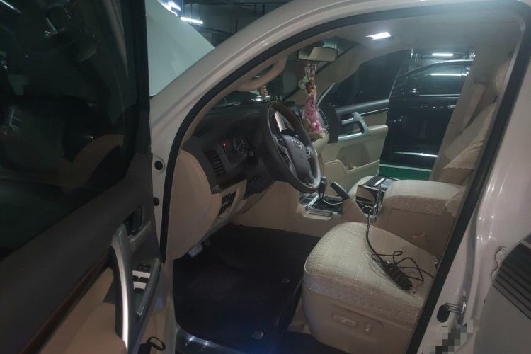 Used Toyota Land Cruiser  Driver Seat