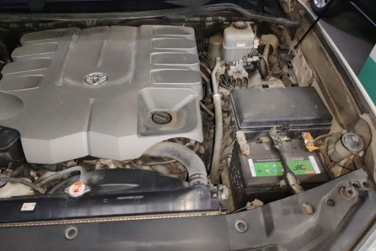 Used Toyota Land Cruiser  Engine Bay Left