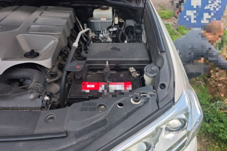 Used Toyota Land Cruiser  Engine Bay Left
