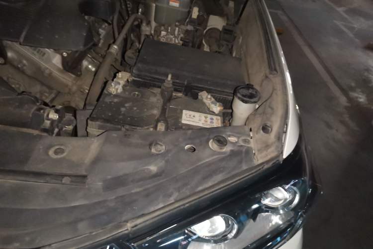 Used Toyota Land Cruiser  Engine Bay Left