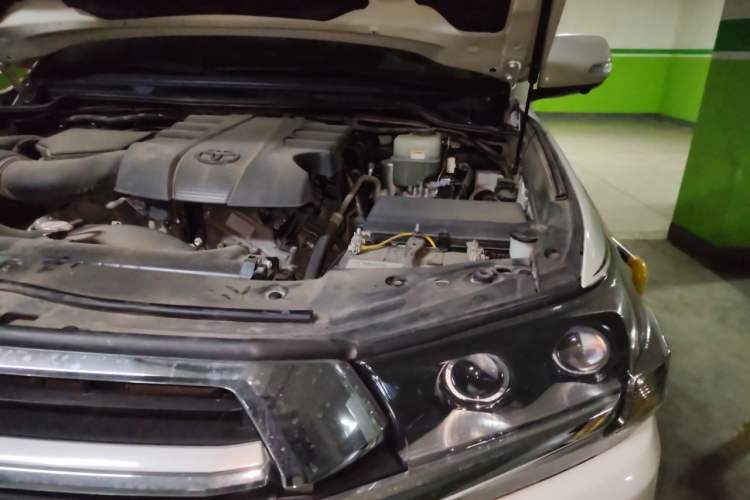 Used Toyota Land Cruiser 2017 4.0L Automatic Parallel Import Engine Bay Left