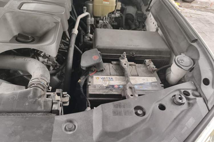 Used Toyota Land Cruiser  Engine Bay Left