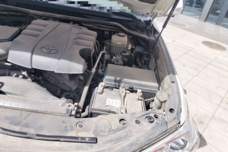Used Toyota Land Cruiser  Engine Bay Left