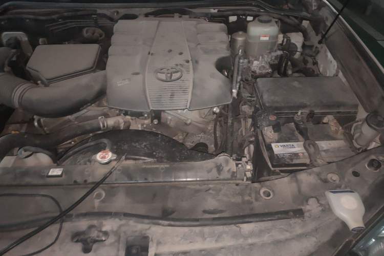 Used Toyota Land Cruiser  Engine Bay Left