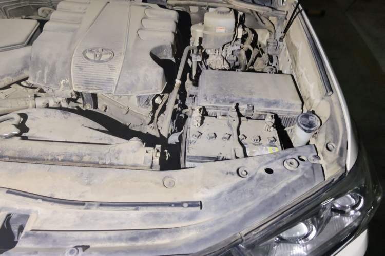 Used Toyota Land Cruiser  Engine Bay Left