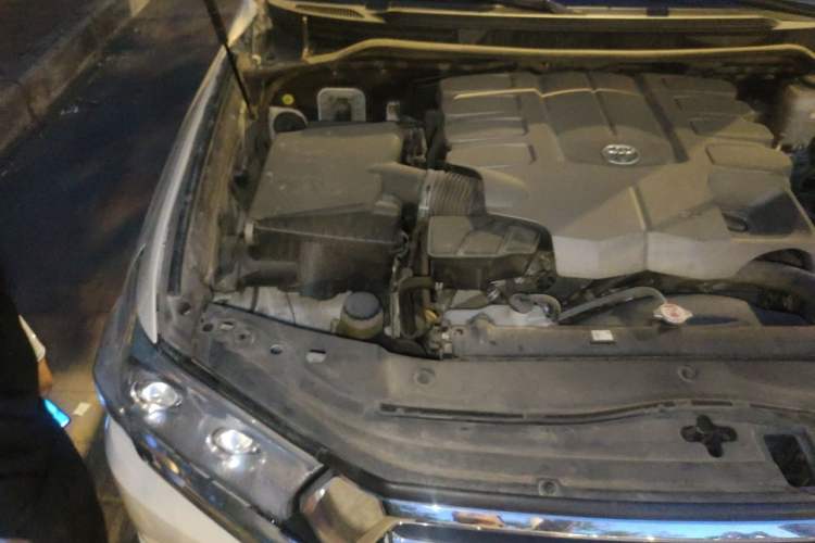 Used Toyota Land Cruiser  Engine Bay Right