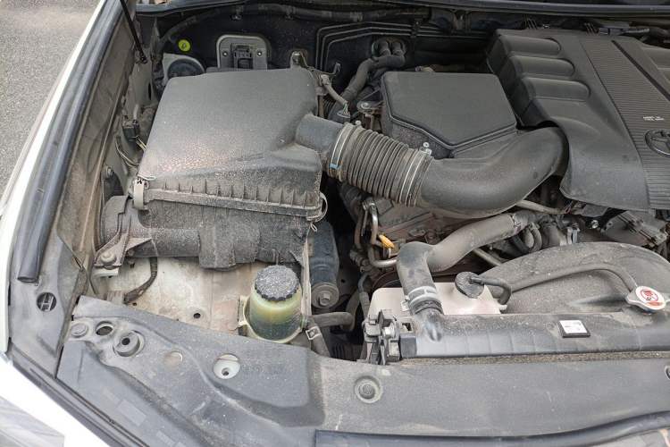 Used Toyota Land Cruiser  Engine Bay Right