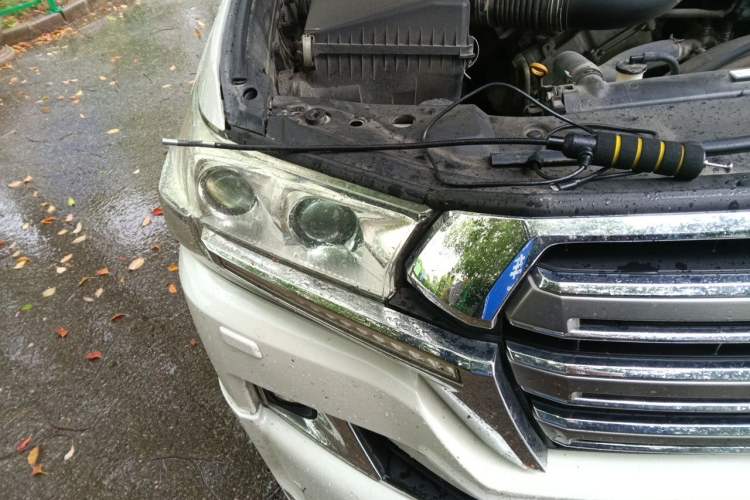Used Toyota Land Cruiser  Engine Bay Right