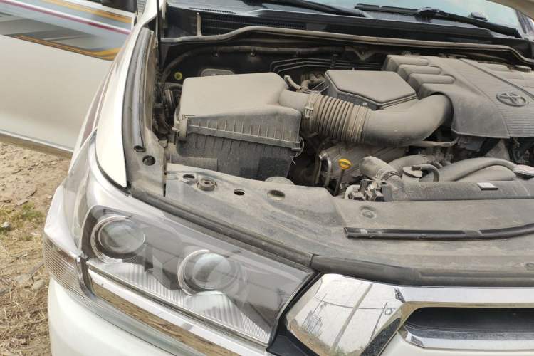 Used Toyota Land Cruiser 2017 4.0L Automatic Parallel Import Engine Bay Right