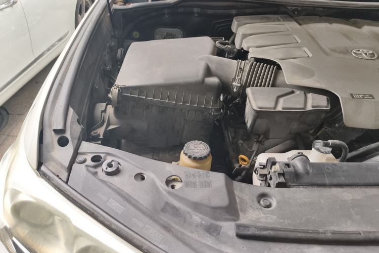 Used Toyota Land Cruiser  Engine Bay Right