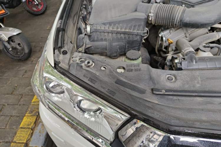 Used Toyota Land Cruiser 2017 4.0L Automatic Parallel Import Engine Bay Right