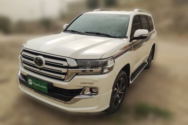 Used Toyota Land Cruiser 2017 4.0L Automatic Parallel Import